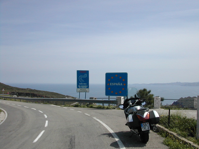 88_The border