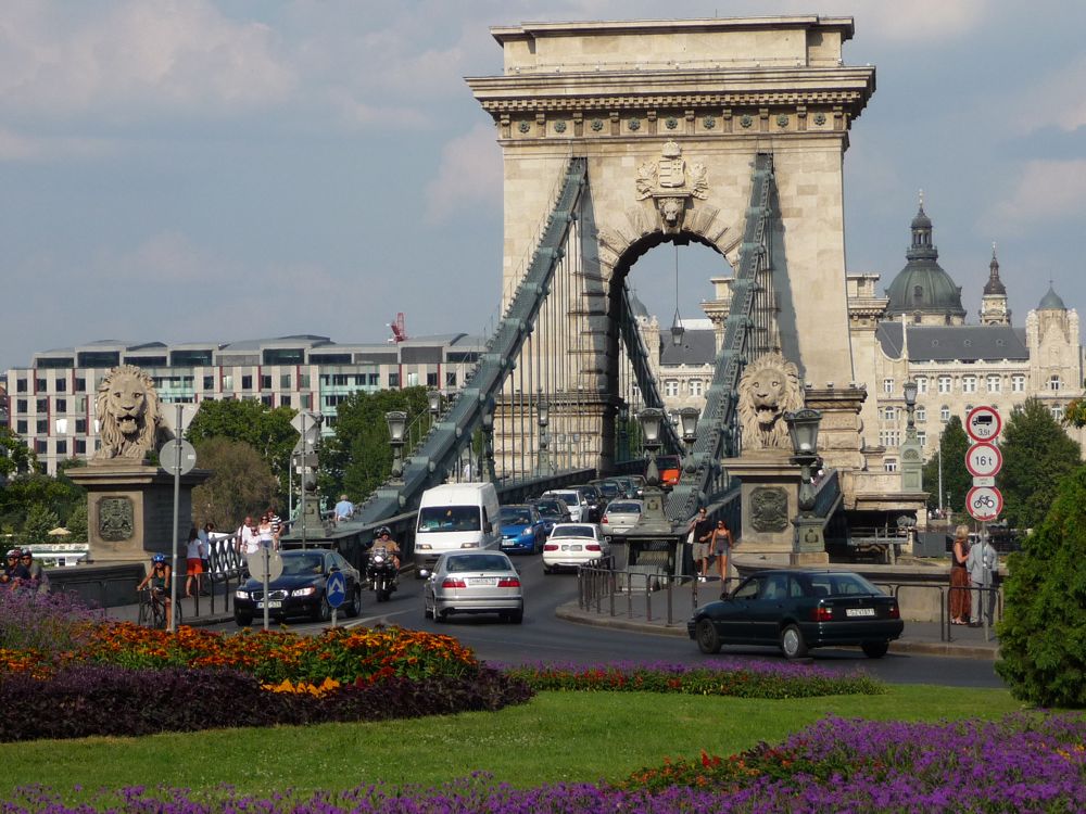 Kettenbrücke