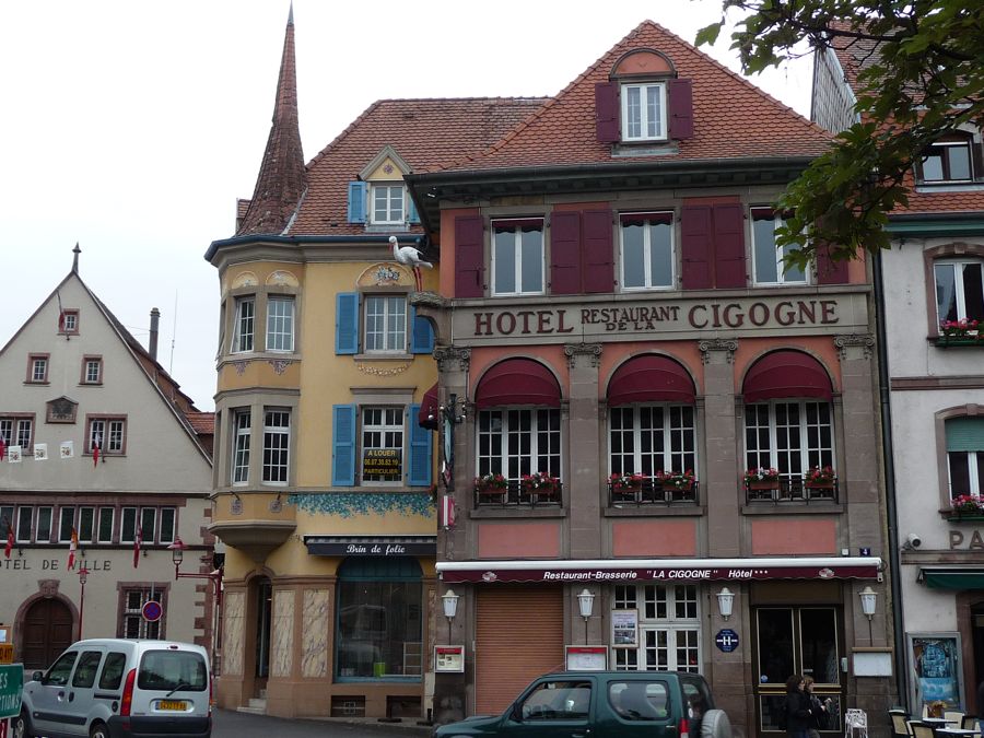 und das dazu gehörige Hotel